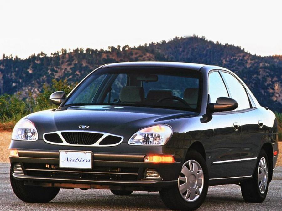  Daewoo Nubira Sedan 1999 года  (US) (фото 6 из 8)